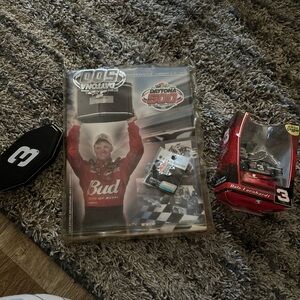 Nascar bundle lot, Dale Earnhardt #3